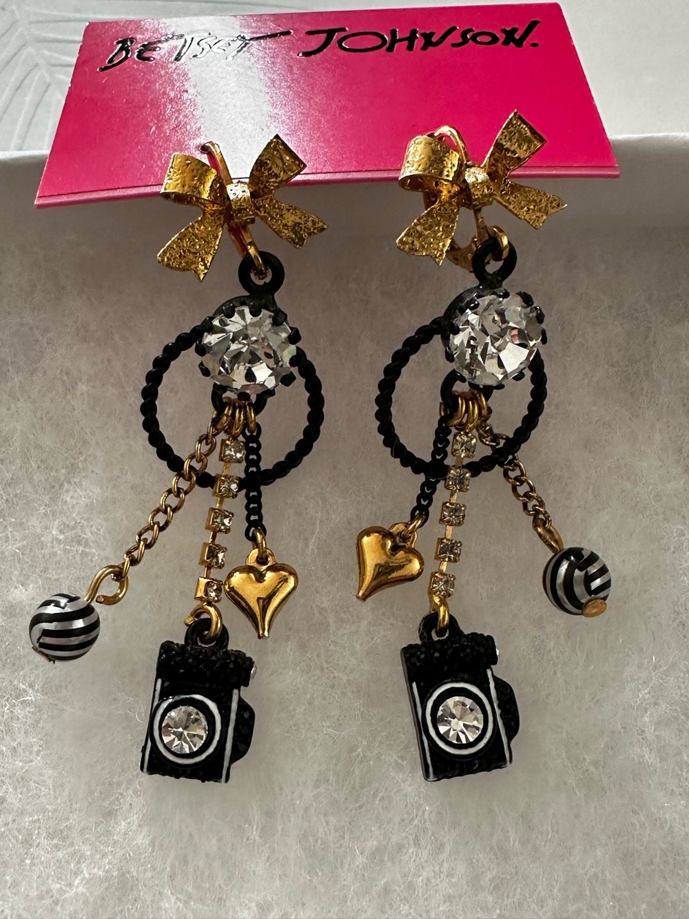 Betsey Johnson vintage earring - NWT- gold bows, rhinestones, black camera